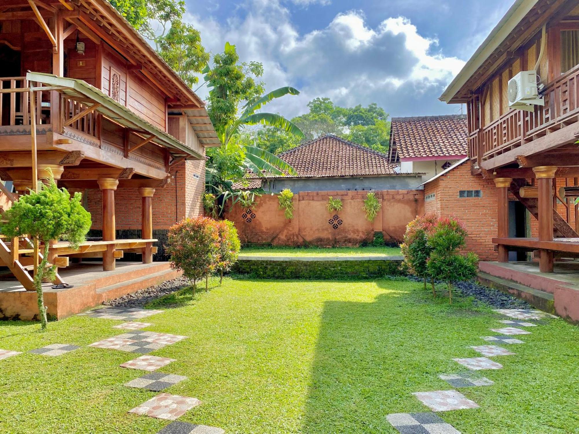 Bello Bungalow Batukliang Ngoại thất bức ảnh