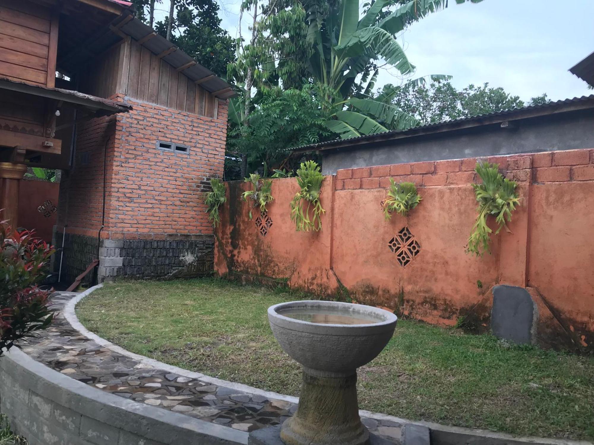 Bello Bungalow Batukliang Ngoại thất bức ảnh