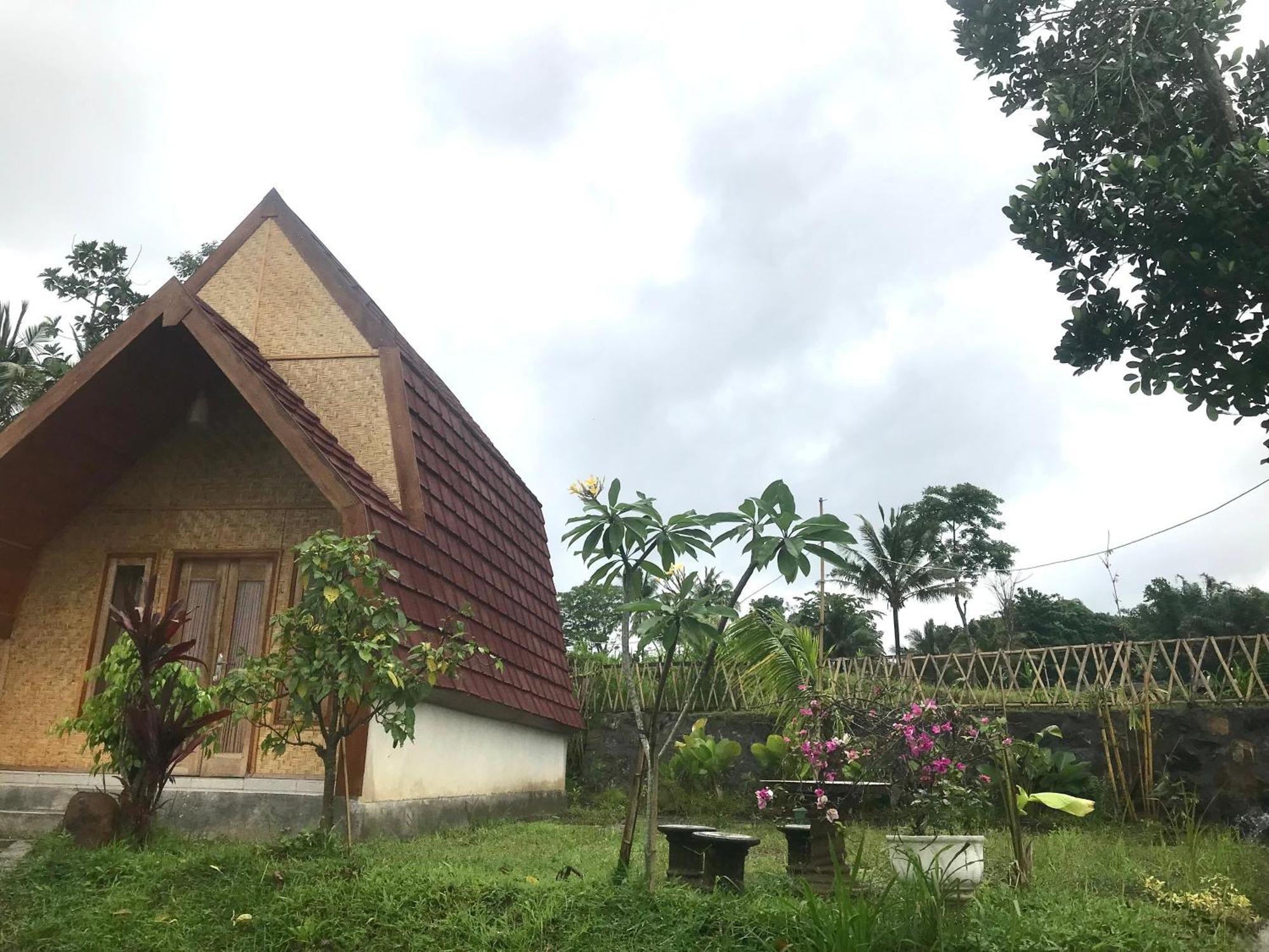 Bello Bungalow Batukliang Ngoại thất bức ảnh